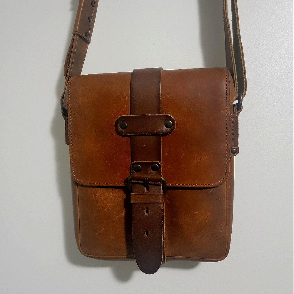 Aunts and Uncles Men's Satchel in Brown Leather